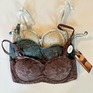 Danskin Lace Convertible (wear 5 ways) 3pc Bra Set